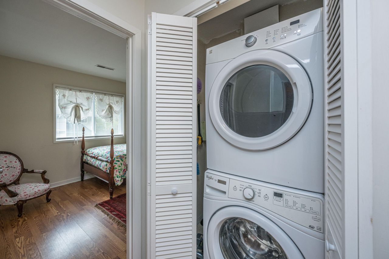 2745 Jobee Drive Photo 29