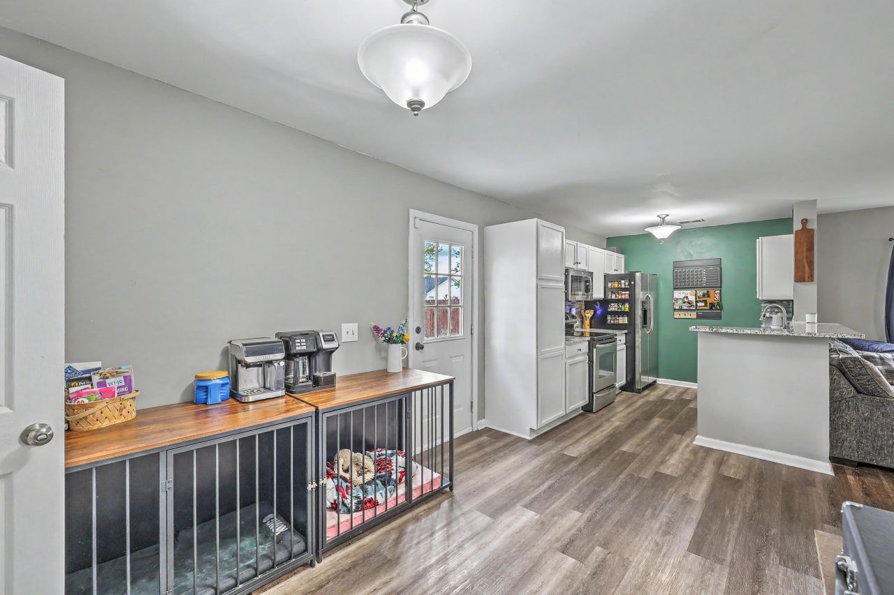 120 Tyron Road Photo 15