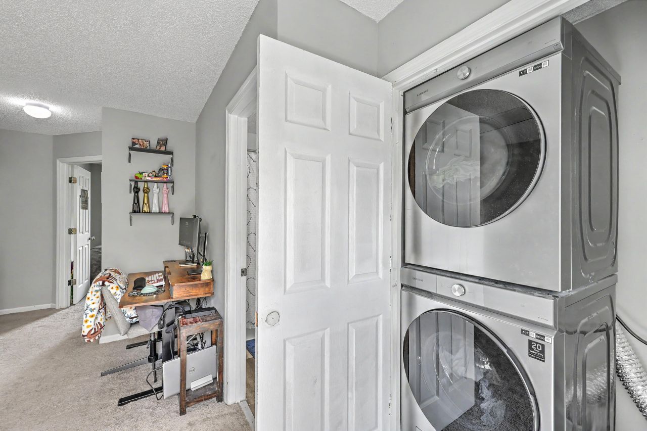 120 Tyron Road Photo 23