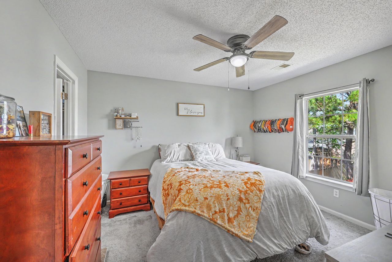 120 Tyron Road Photo 24