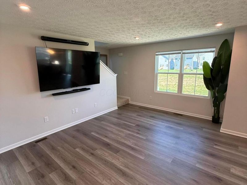 8586 Greengate Boulevard, Canal Winchester, OH 43110 Photo 14