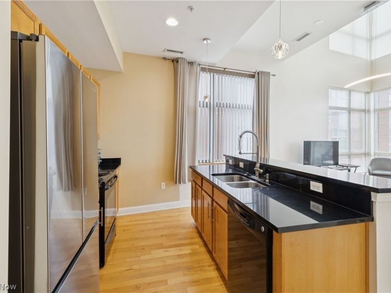 55 E College Street, Unit 212, Oberlin, OH 44074 Photo 10