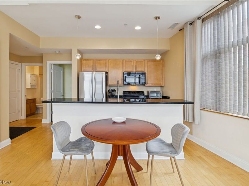 55 E College Street, Unit 212, Oberlin, OH 44074 Photo 9