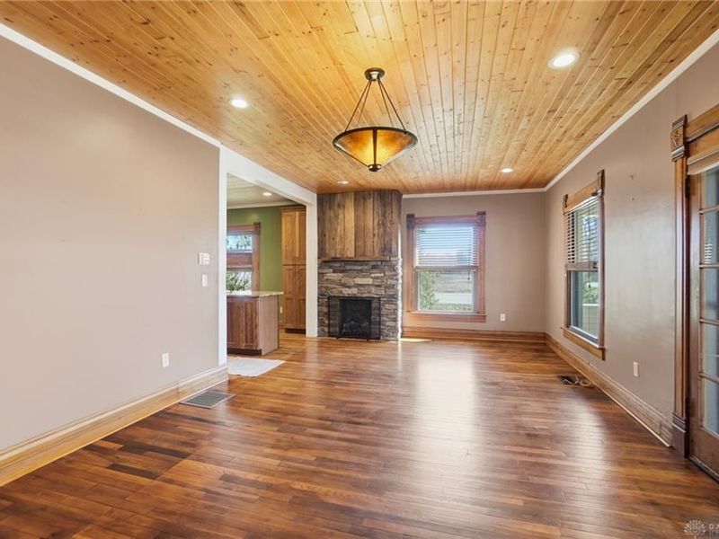 8 Clinton Street, Clifton Vlg, OH 45316 Photo 10