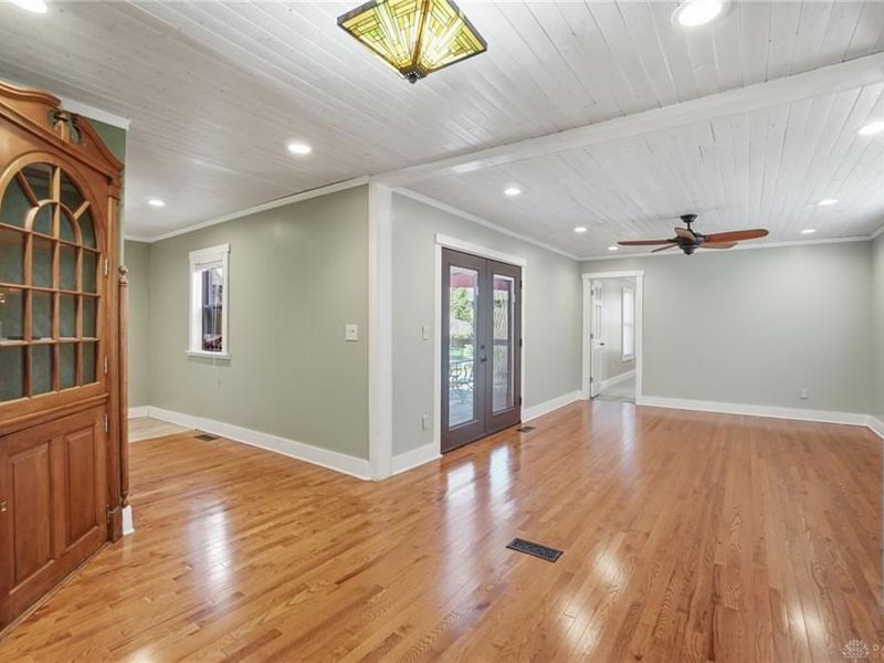 8 Clinton Street, Clifton Vlg, OH 45316 Photo 21