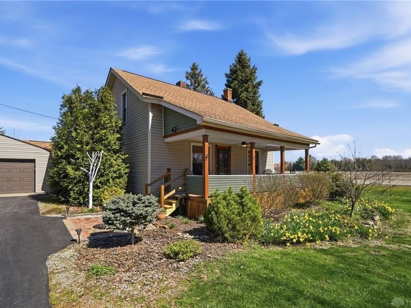 8 Clinton Street, Clifton Vlg, OH 45316 Photo 3