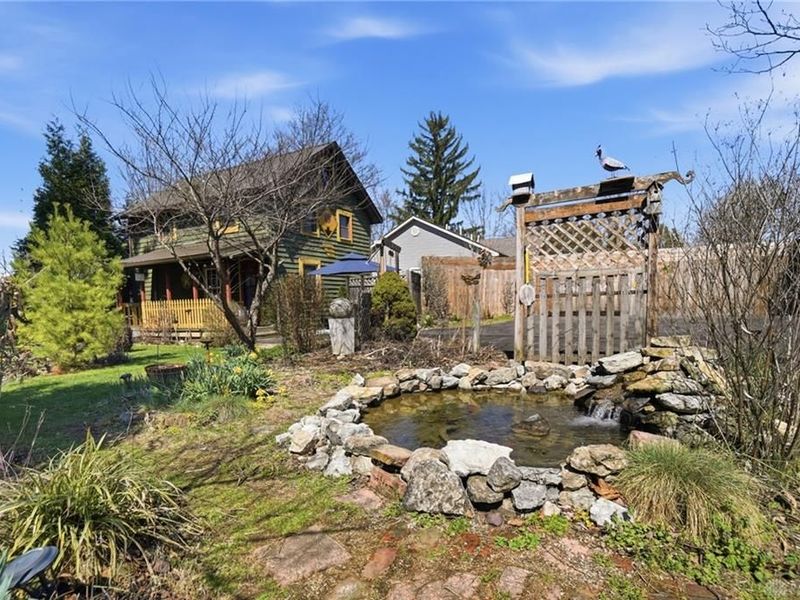 8 Clinton Street, Clifton Vlg, OH 45316 Photo 59