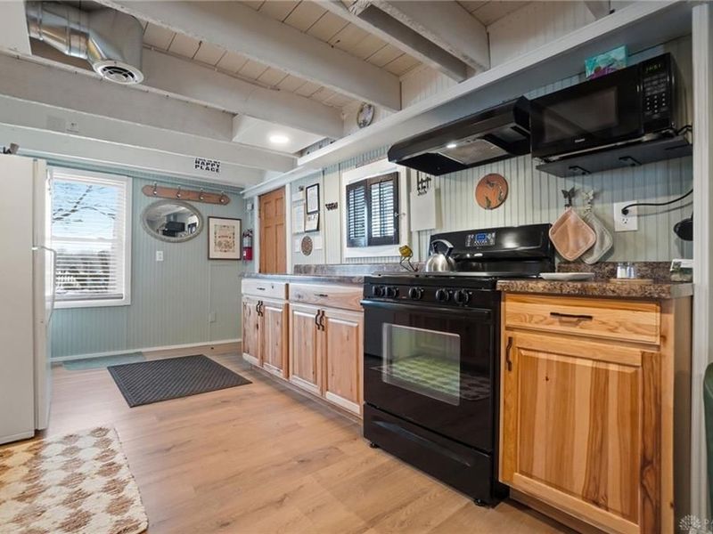 8 Clinton Street, Clifton Vlg, OH 45316 Photo 65