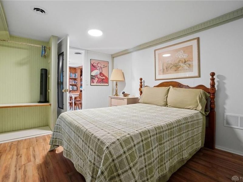 8 Clinton Street, Clifton Vlg, OH 45316 Photo 88