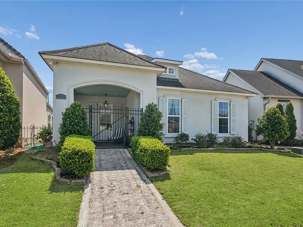 725 S CORNICHE DU LAC Street, Covington, LA 70433