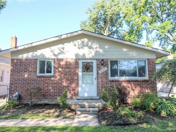 19169 Inkster Road, Livonia, MI 48152