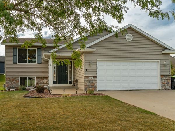 810 19th Street, Zumbrota, MN 55992