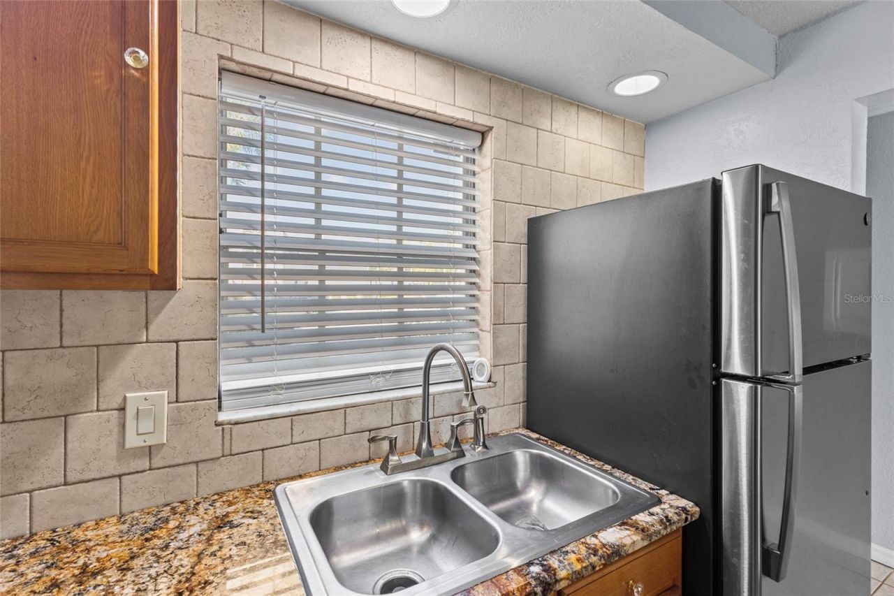 2727 75th Street W, Unit 8A2, Bradenton, FL 34209 Photo