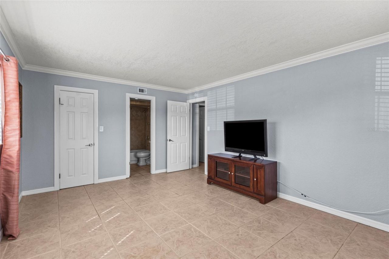 2727 75th Street W, Unit 8A2, Bradenton, FL 34209 Photo