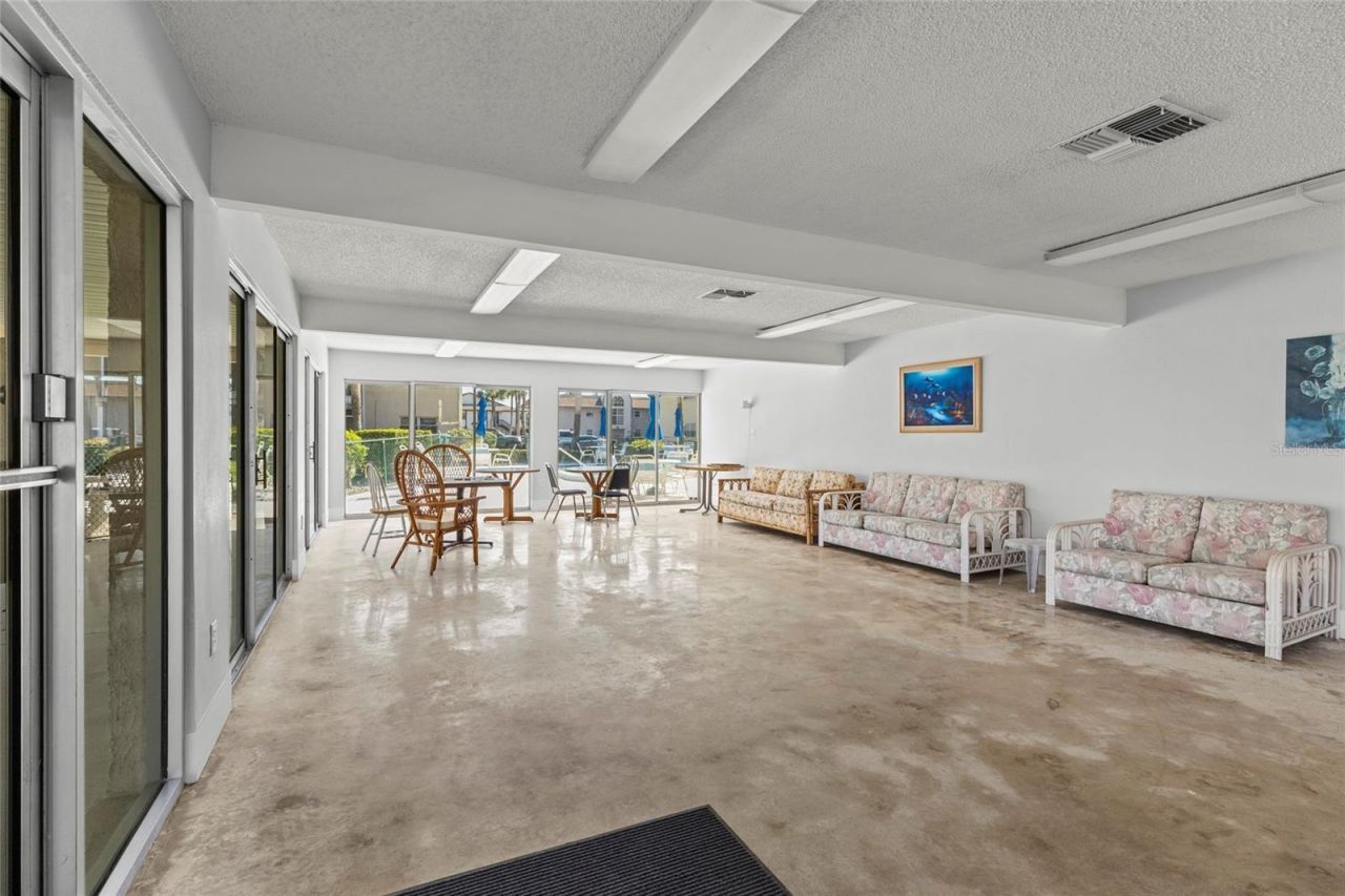 2727 75th Street W, Unit 8A2, Bradenton, FL 34209 Photo