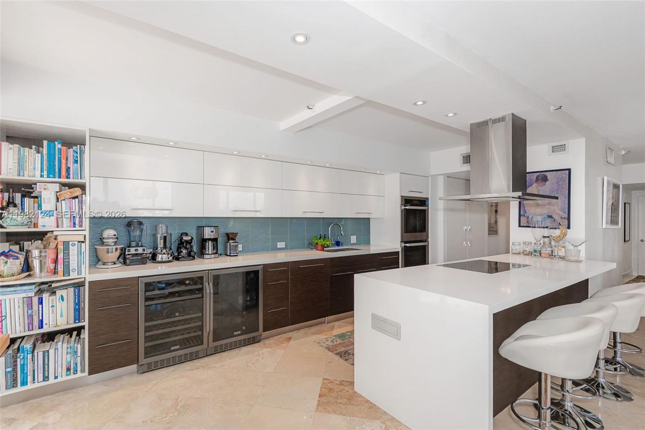 19707 E Turnberry Way , Unit 5E, Aventura, FL 33180 Photo