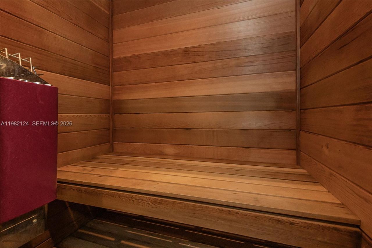 19707 E Turnberry Way , Unit 5E, Aventura, FL 33180 Photo