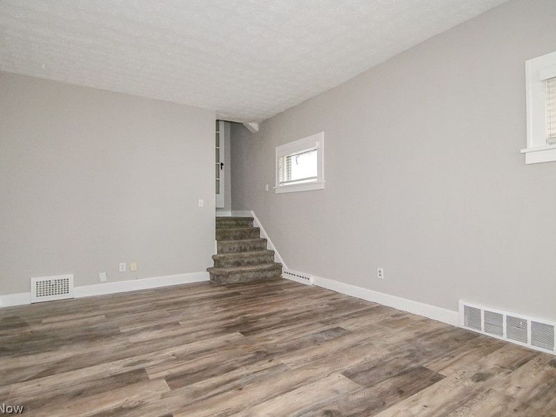 1203 Mayfield Ridge Road, Mayfield Heights, OH 44124 Photo 13