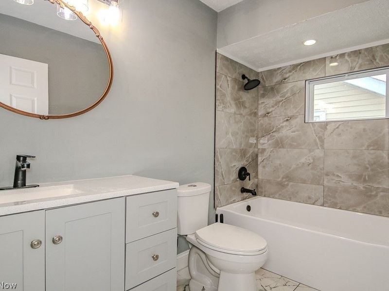 1203 Mayfield Ridge Road, Mayfield Heights, OH 44124 Photo 21