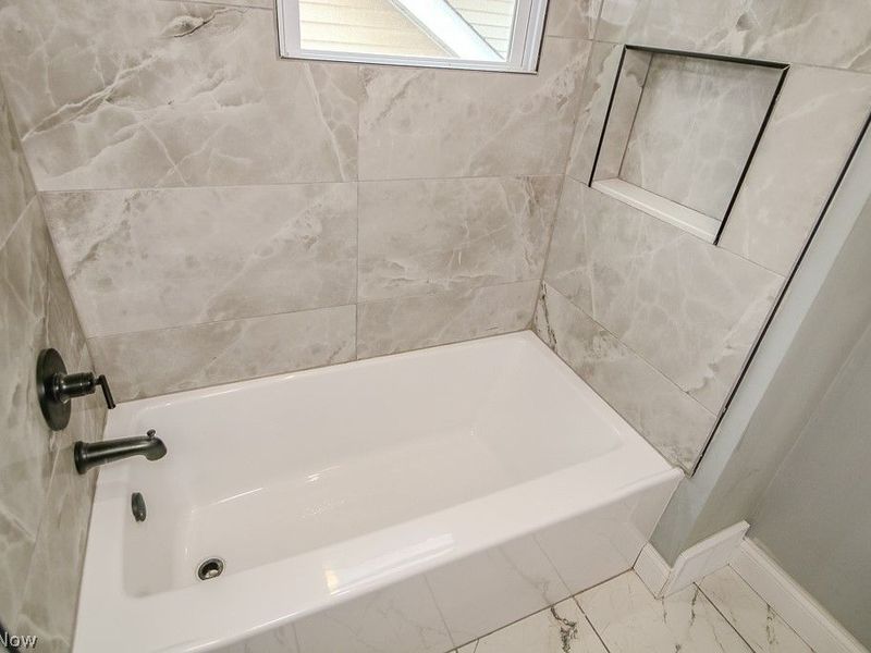 1203 Mayfield Ridge Road, Mayfield Heights, OH 44124 Photo 23