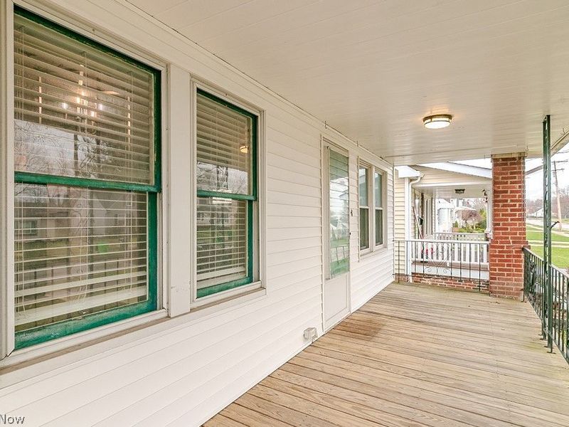 1203 Mayfield Ridge Road, Mayfield Heights, OH 44124 Photo 3