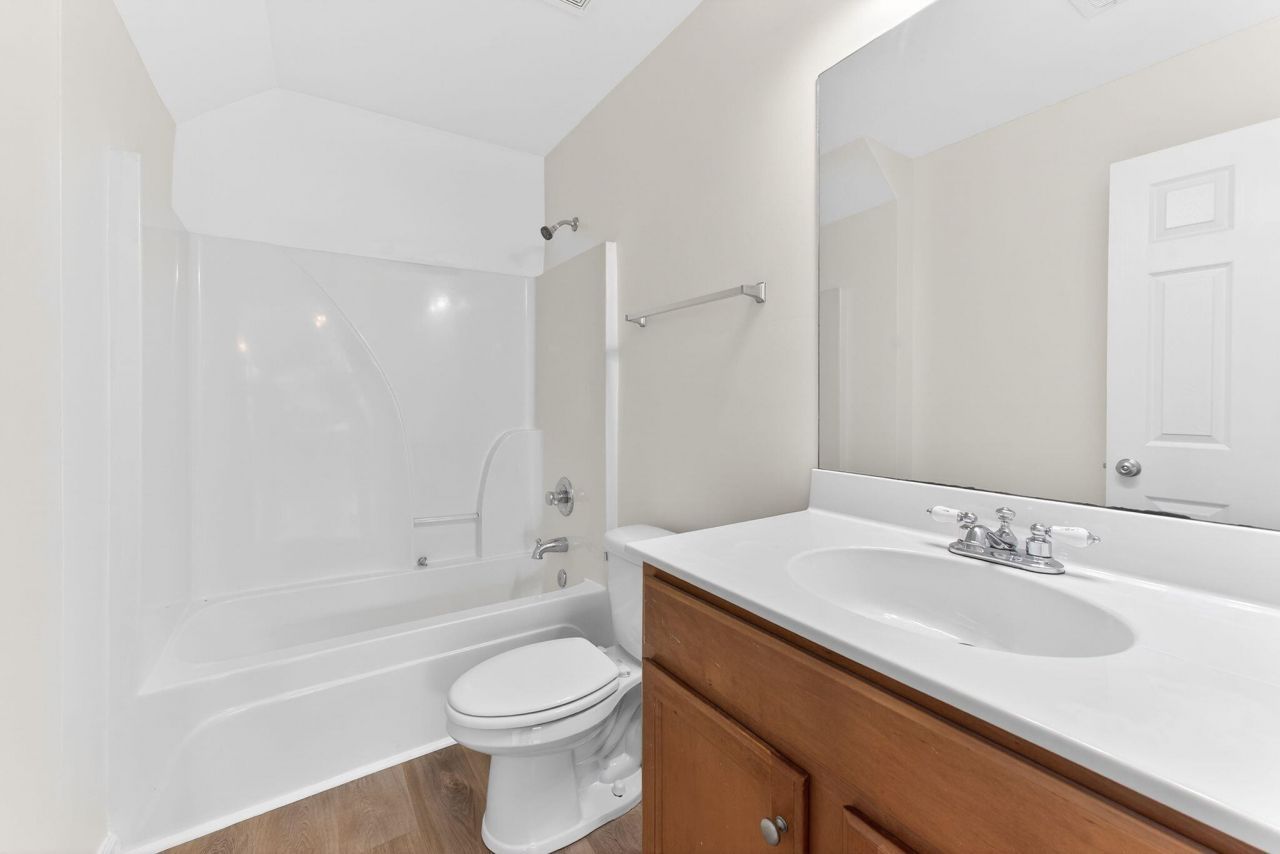 2400 Paladin Lane Photo 28