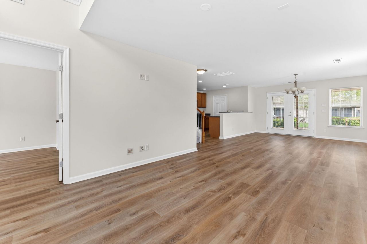 2400 Paladin Lane Photo 36