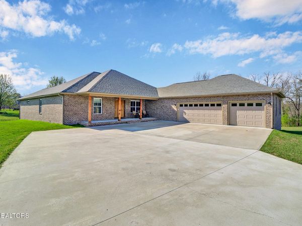 830 Keating Loop, Crossville, TN 38555