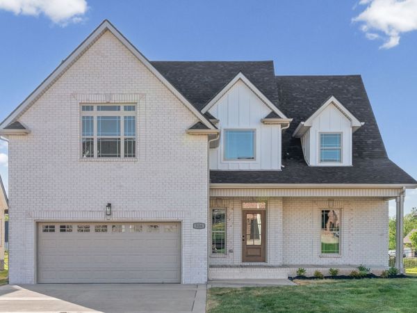 526 Foxglove Ln, Clarksville, TN 37043