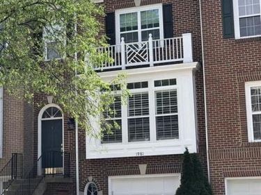 1981 LOGAN MANOR DRIVE , RESTON, VA 20190