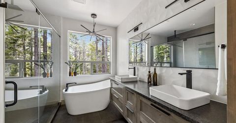 581 Cochise Circle, South Lake Tahoe, CA 96150 Photo