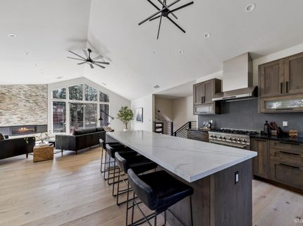 581 Cochise Circle, South Lake Tahoe, CA 96150 Photo