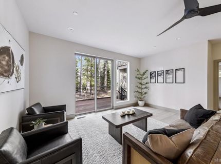 581 Cochise Circle, South Lake Tahoe, CA 96150 Photo