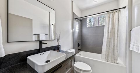 581 Cochise Circle, South Lake Tahoe, CA 96150 Photo