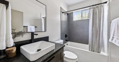 581 Cochise Circle, South Lake Tahoe, CA 96150 Photo