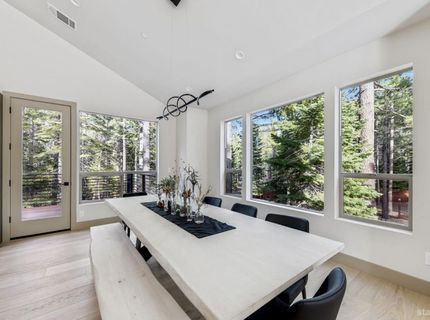 581 Cochise Circle, South Lake Tahoe, CA 96150 Photo