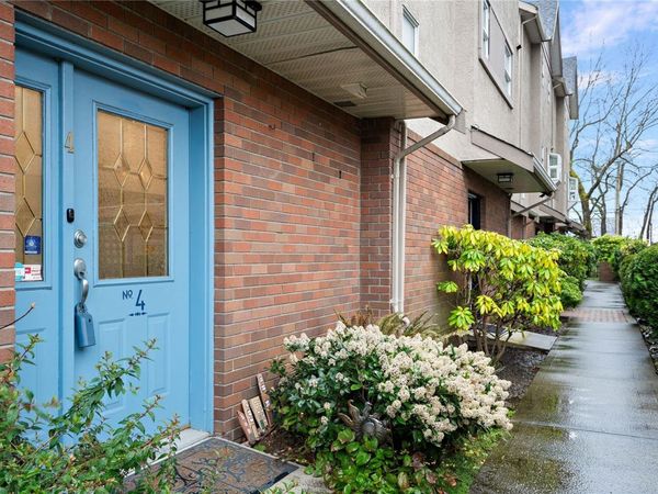 108 Dallas Rd, Unit 4, Victoria, BC V8V 1A3