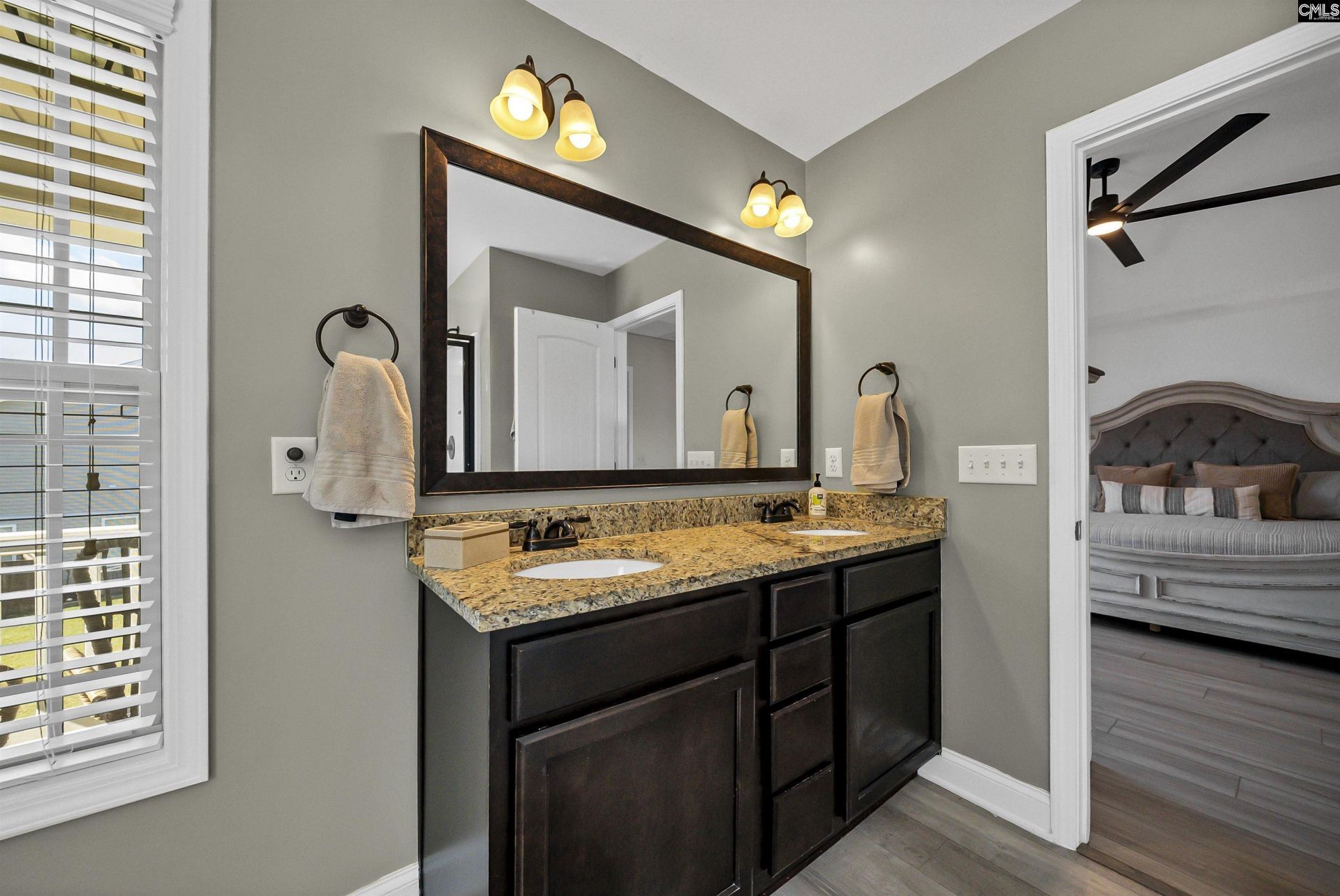 459 Sterling Road Photo 22