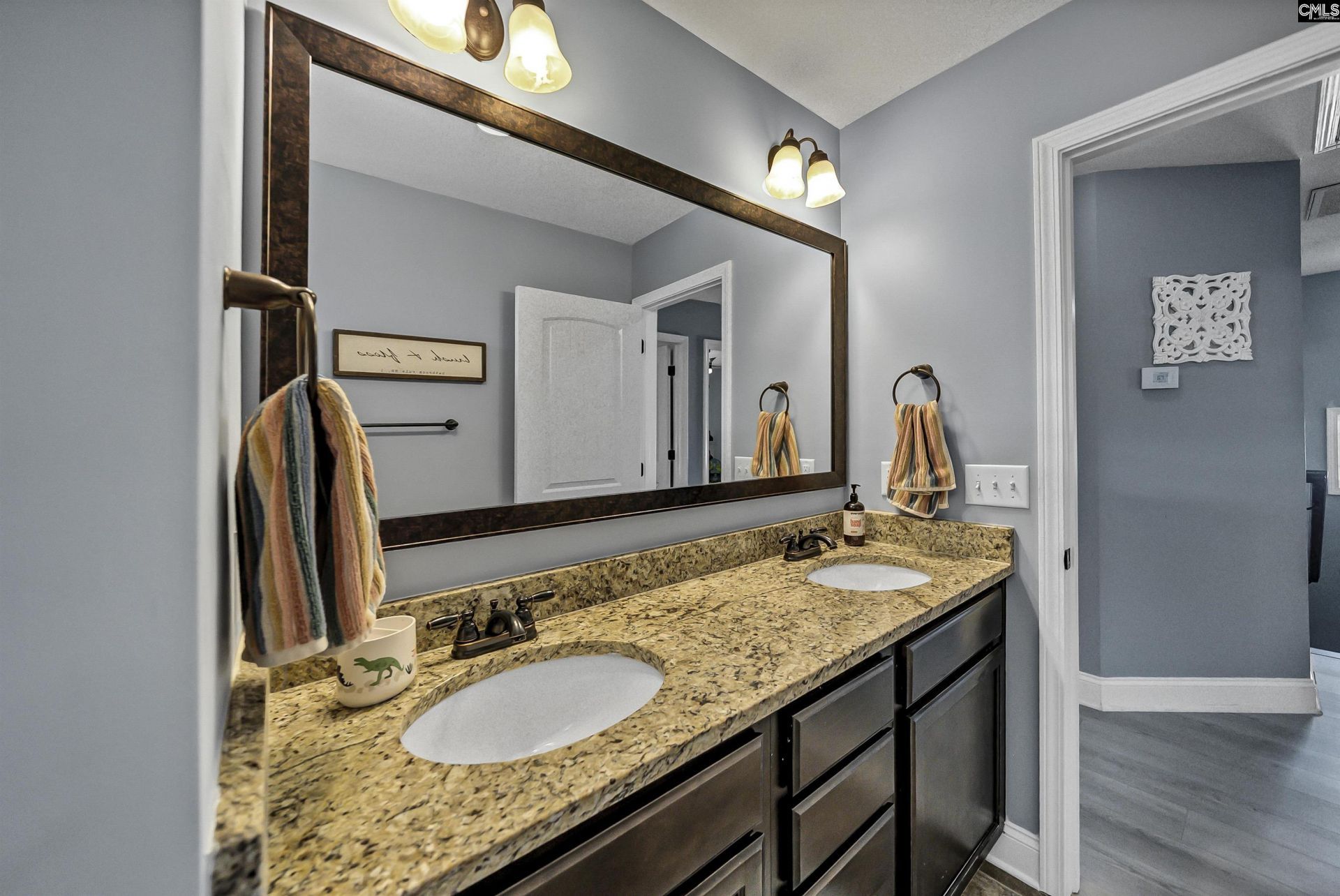 459 Sterling Road Photo 31