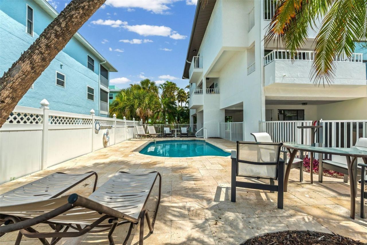 3701 5th Avenue, Unit 1, Holmes Beach, FL 34217 Photo