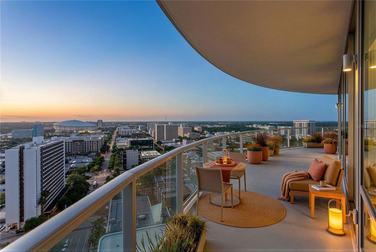 400 Central Avenue, Unit 2001, Saint Petersburg, FL 33701 Photo