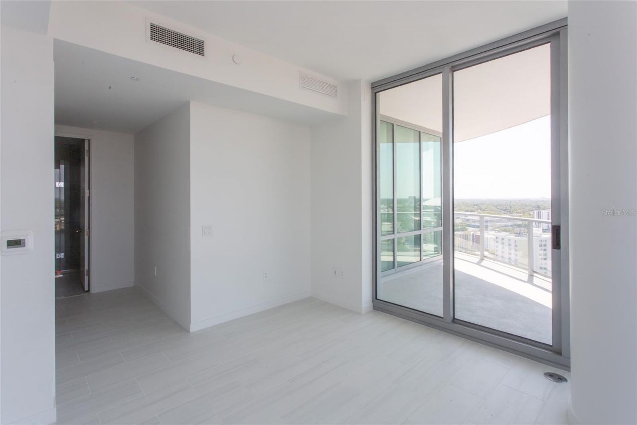 400 Central Avenue, Unit 2001, Saint Petersburg, FL 33701 Photo