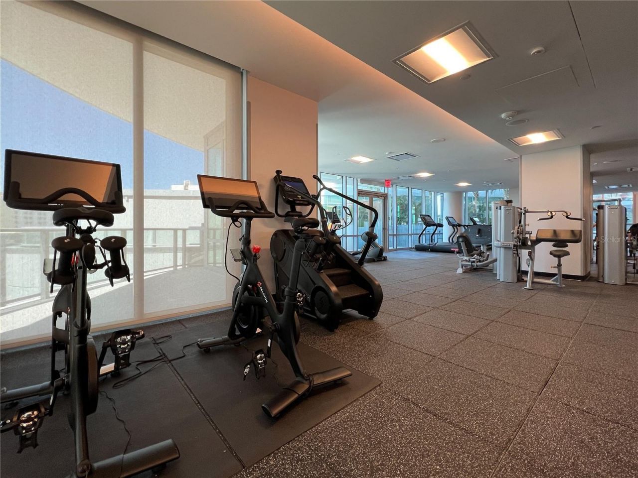 400 Central Avenue, Unit 2001, Saint Petersburg, FL 33701 Photo