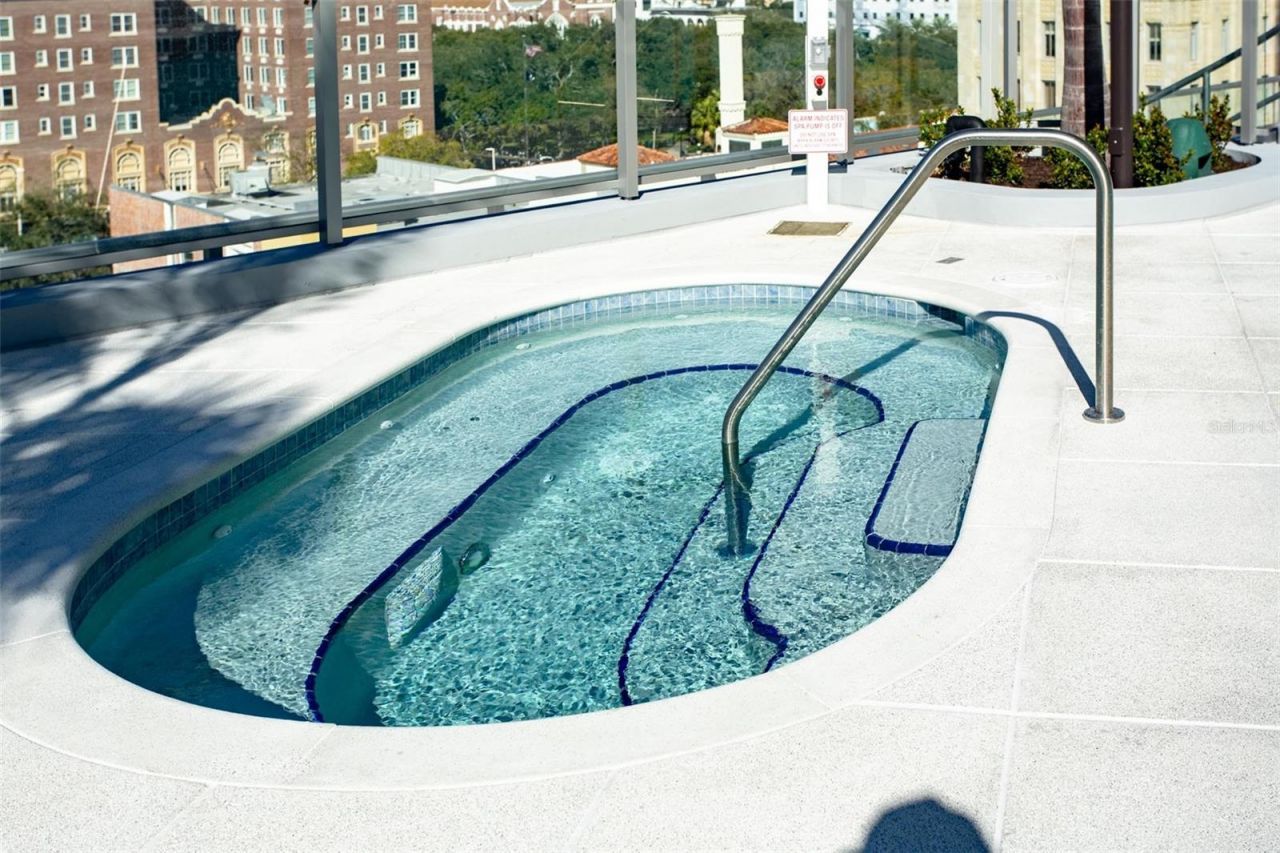 400 Central Avenue, Unit 2001, Saint Petersburg, FL 33701 Photo