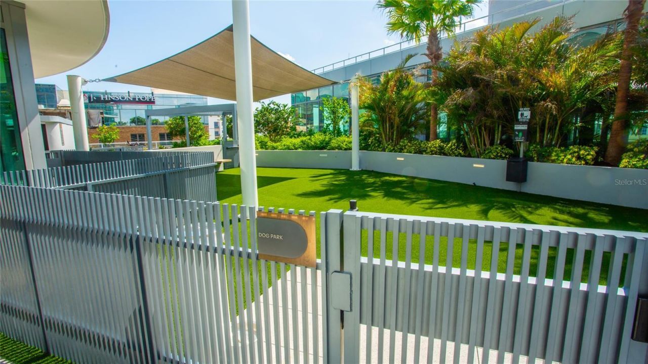 400 Central Avenue, Unit 2001, Saint Petersburg, FL 33701 Photo