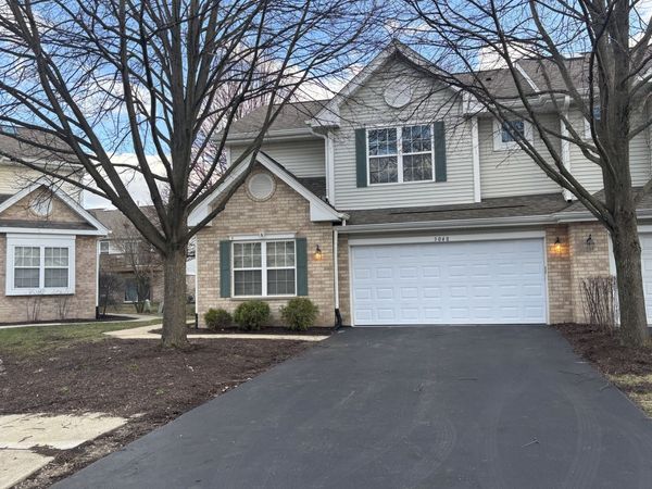 3048 Tangley Oaks Trail , Lisle, IL 60532