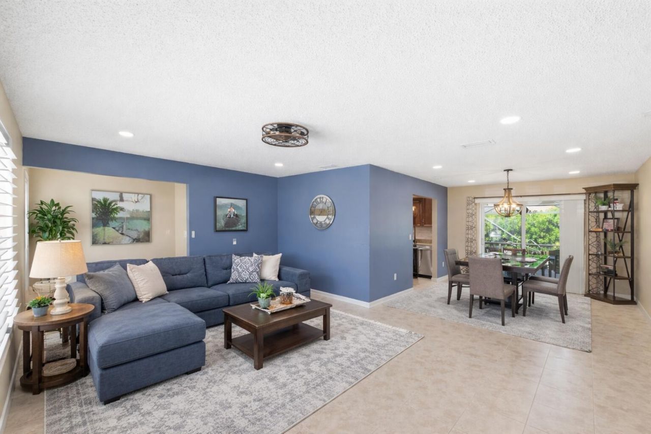 1207 Sea Pines Lane, Lantana, FL 33462 Photo