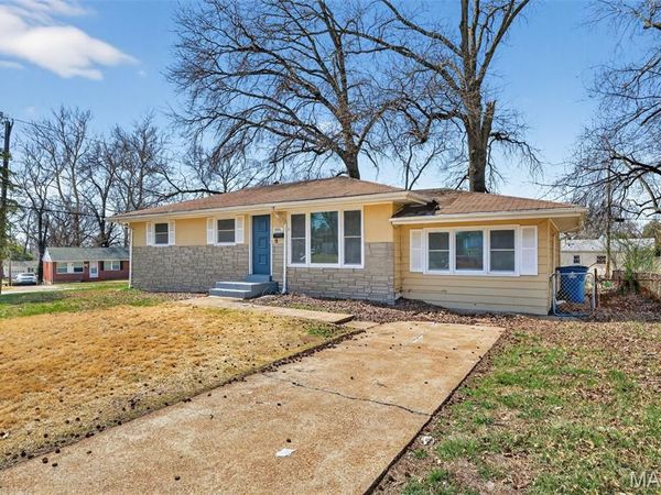 6801 Knoll Avenue , Berkeley, MO 63134