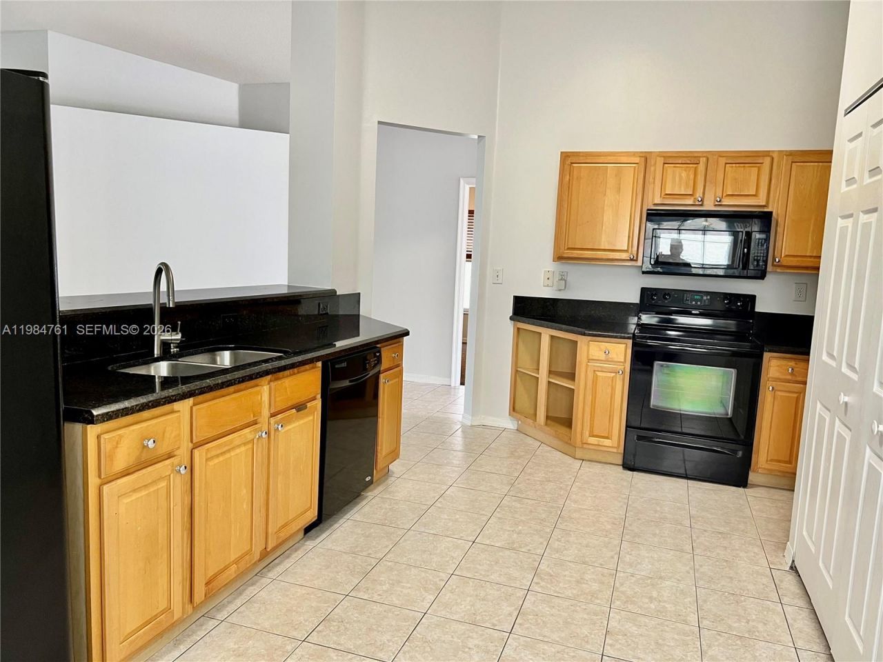 11854 SW 8th St , Pembroke Pines, FL 33025 Photo