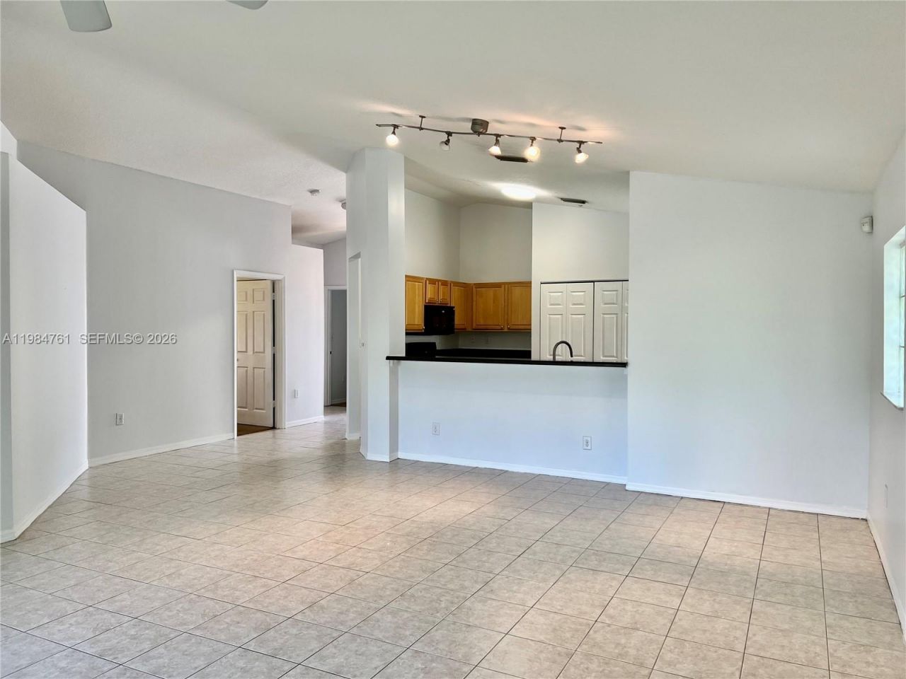 11854 SW 8th St , Pembroke Pines, FL 33025 Photo